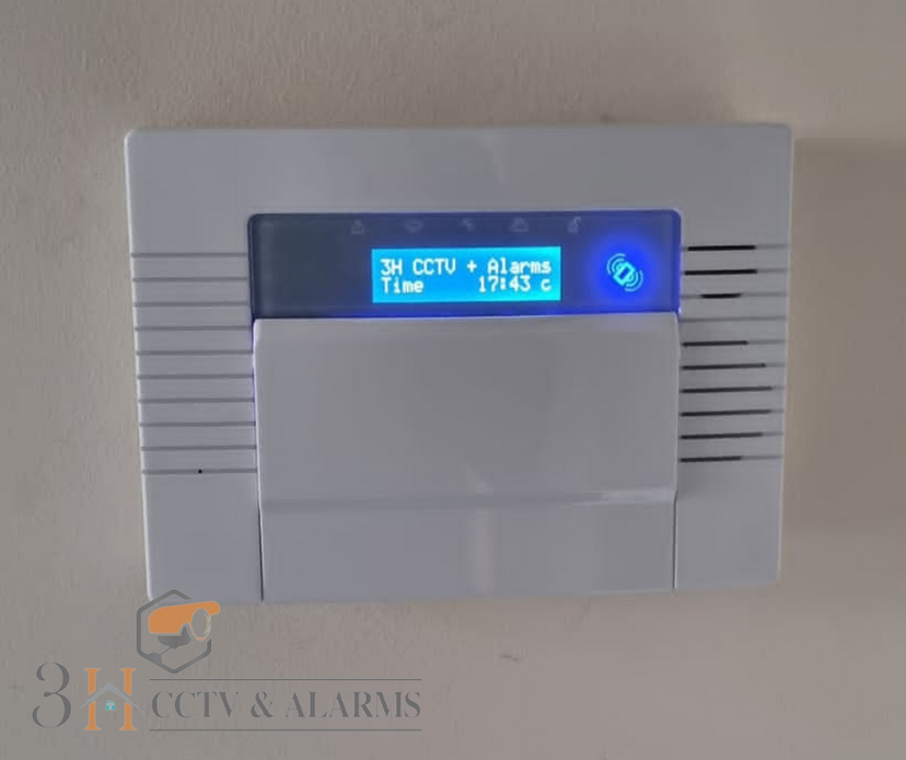 Alarm system and security lighting Derbyshire photo 4